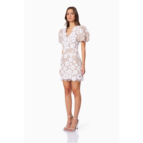 NWT ELLIAT Elodie Mini Puff Sleeve Dress White Bachelorette Bridal, Size M - Picture 3 of 5